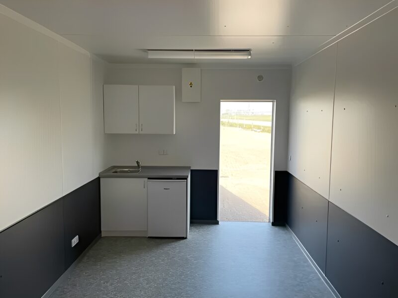 20ft Accommodation unit 6 x 3 with kitchen - Image 3