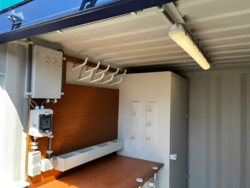 8ft Workspace Container For Sale - Image 7