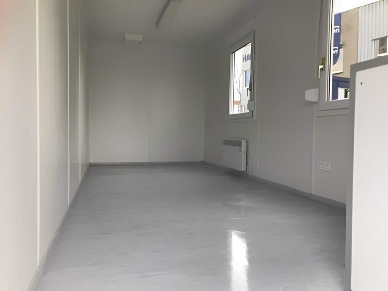 20ft Accommodation unit with kitchen - Image 4